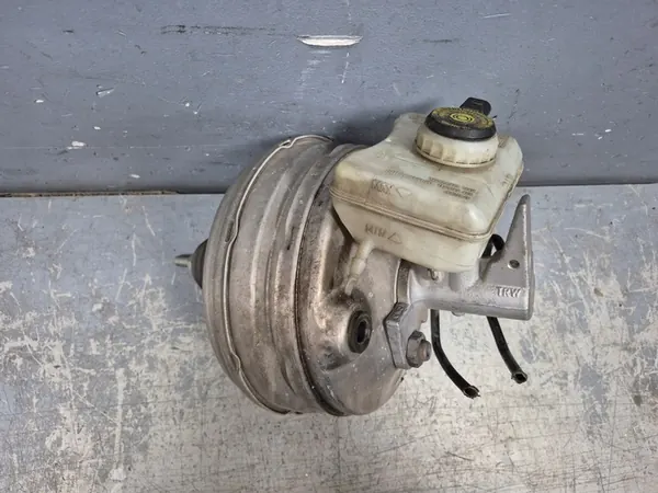 Bomba de freio Audi A8 D4 4H0612103C image 2