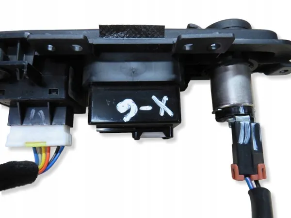 Prise AUX USB Kia Sportage III OEM PRY3599 image 5