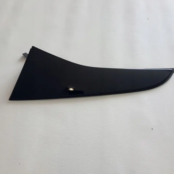 Acabado luneta trasera usado OEM A2067902200 Mercedes image 2
