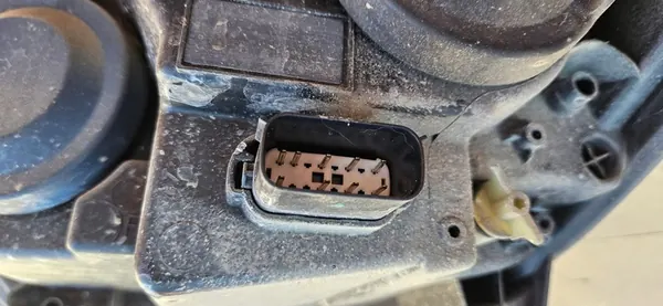 Faros derecho Ford Transit Courier JT7613W029CD image 9