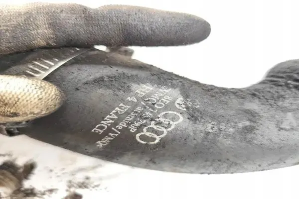 Tubería de intercooler AUDI A4 1.97L Diesel 2005 OEM 8E0145790P image 2