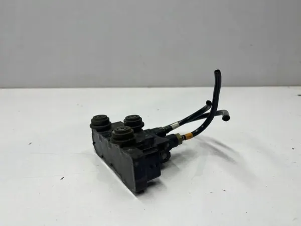 Módulo de suspensión neumática Land Rover CPLA5B710AD image 2