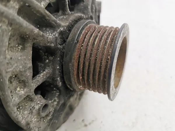 Mercedes-Benz ML W164 2006 Vaihtovirtageneraattori A2721540102 image 6