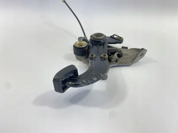 Mercedes Handrempedaal OEM 1244270836 Gebruikt image 4