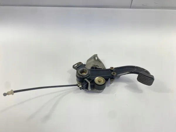 Mercedes Handrempedaal OEM 1244270836 Gebruikt image 5