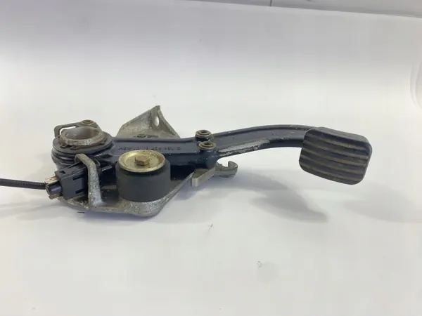 Mercedes Handrempedaal OEM 1244270836 Gebruikt image 6