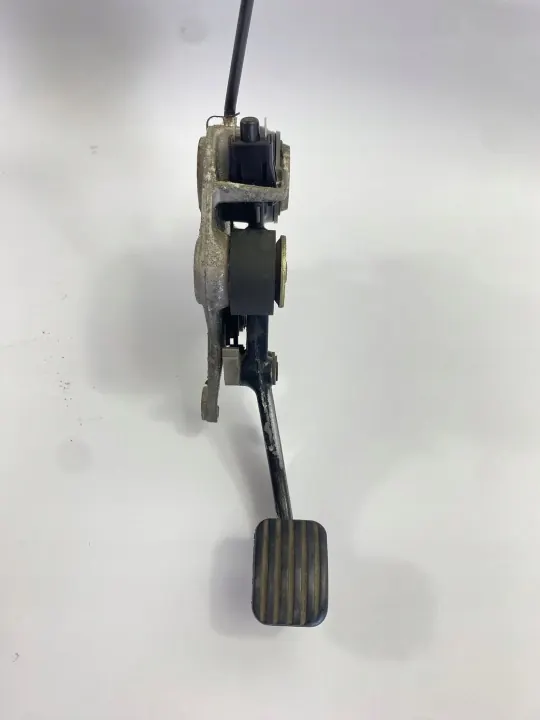 Mercedes Handrempedaal OEM 1244270836 Gebruikt image 7