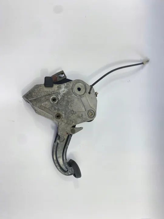 Mercedes Handrempedaal OEM 1244270836 Gebruikt image 8