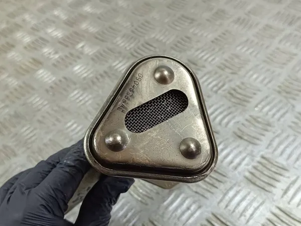 Bomba de óleo Jeep Wrangler 2022 05048266AC image 3