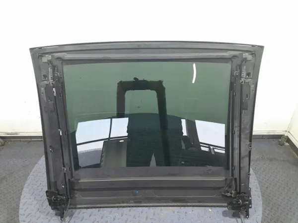 Skoda Superb III Lift HB Glazen Dak OEM Lochow-329248- image 3