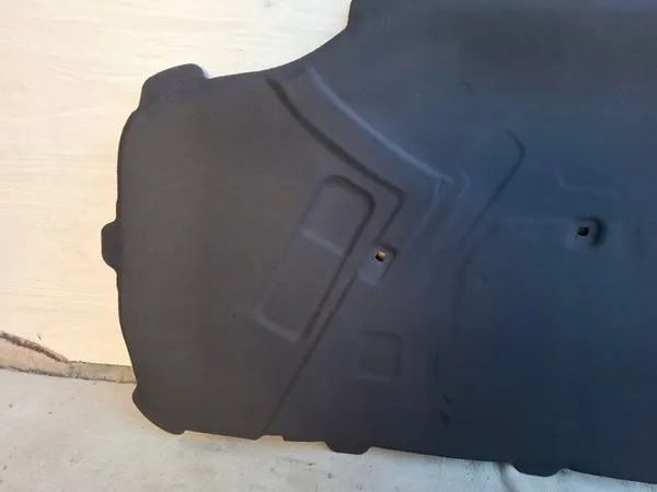 Isolamento do Capô Audi A7 RS6 4K8863825A image 3