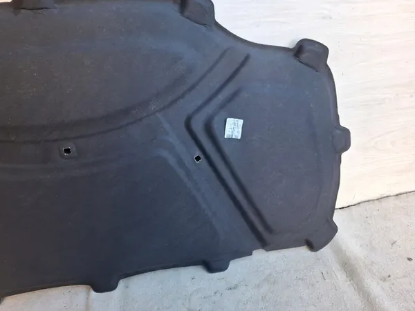 Isolamento do Capô Audi A7 RS6 4K8863825A image 5