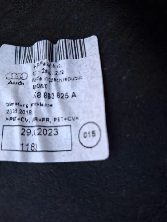 Isolamento do Capô Audi A7 RS6 4K8863825A image 9