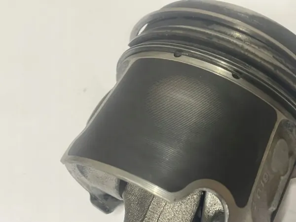 Piston MINI CLUBMAN F54 OEM 1372329 2.0L 2019 image 6