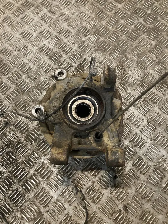 Mercedes-Benz Vito Viano W447 Vänster bakhjulnav image 3