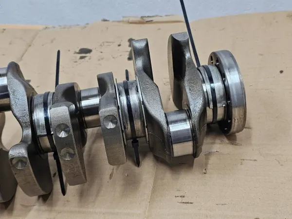 Vilebrequin OEM 932 pour Volvo D5 2.4 Diesel image 8