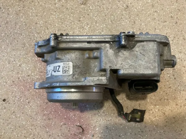 Moteur de direction assistée BMW OE OEM 6865552 d'occasion image 5