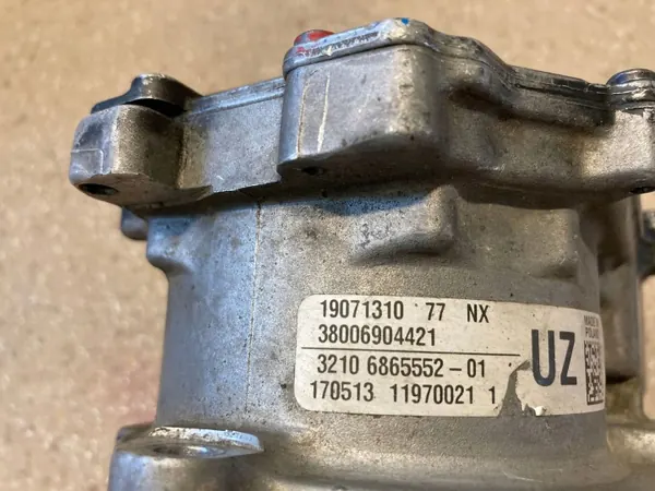Moteur de direction assistée BMW OE OEM 6865552 d'occasion image 6