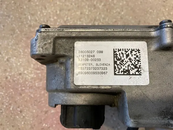 Moteur de direction assistée BMW OE OEM 6865552 d'occasion image 8