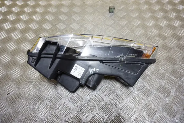 Tesla 3 2017- Farol Halogéneo LED DRL Esquerdo OEM 1077389-00-F image 6