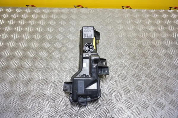 Tesla 3 2017- Farol Halogéneo LED DRL Esquerdo OEM 1077389-00-F image 9