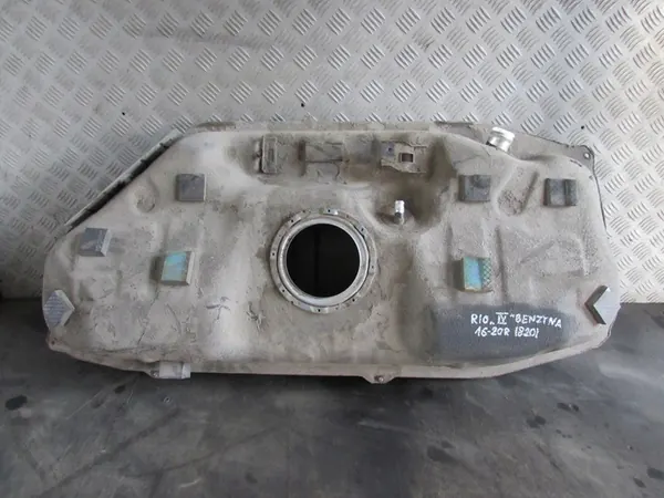 Réservoir de carburant Kia Rio 16-20 31100-H8100 image 1