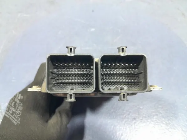 FIAT FIORINO III 1.4 Unité de Contrôle Moteur 52003439 image 4