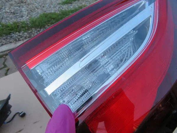 LÁMPARA TRASERA DERECHA RENAULT GRAND SCENIC 265556011R image 8