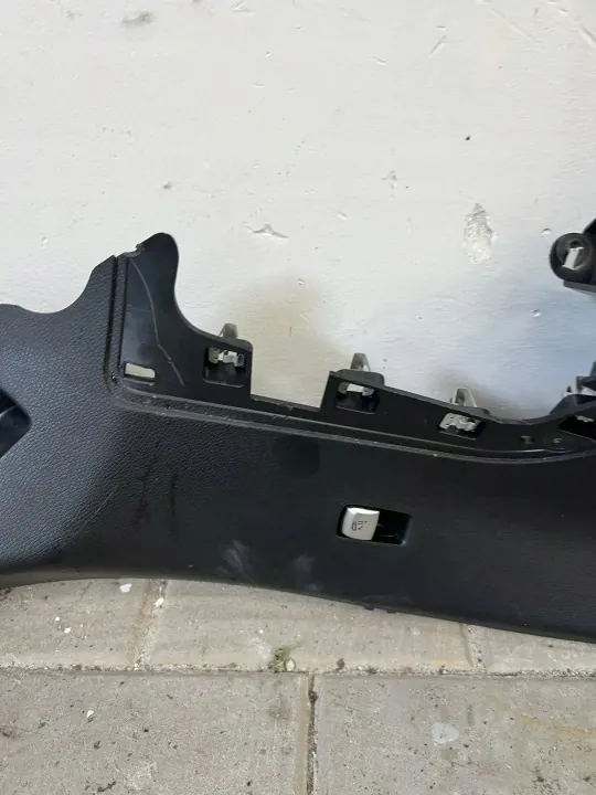 Piezas acabado Mercedes-Benz GLC OEM D5604 Usado image 6