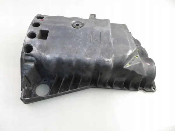Moottorin öljypohja OEM 8200185680 Opel Vivarolle image 3
