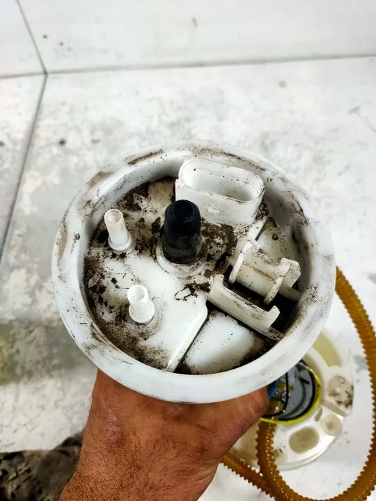 Brandstofpomp A4 B6 1.8T 2.0 8E0919051L image 3