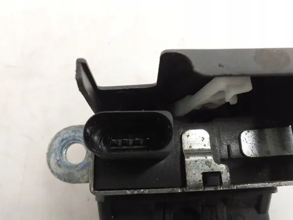 Baklucka Lås 2K5827505C VW Caddy 2K image 2