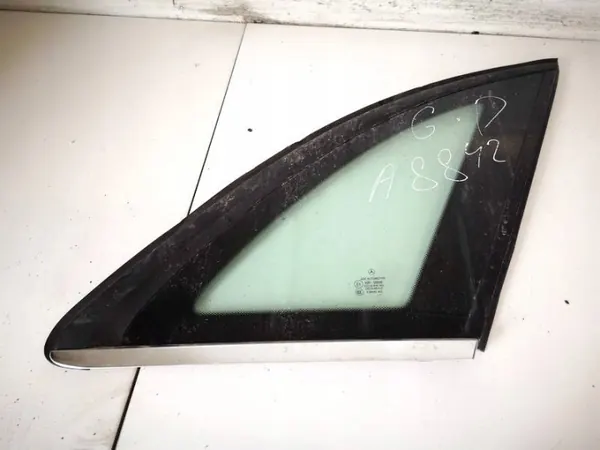 Mercedes-Benz B-klass kvartsfönster - Höger bak image 2