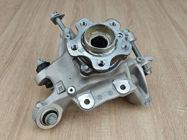 OEM 6866338 Höger Bak Hjulnav BMW 530i G30 G31 image 4