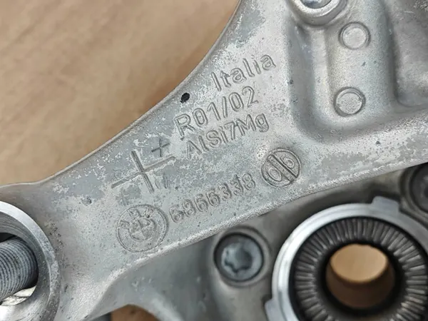 OEM 6866338 Höger Bak Hjulnav BMW 530i G30 G31 image 7