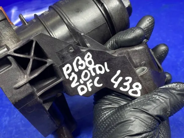 Oljefilterhus bas OEM 03N115389B VW Passat B8 image 10