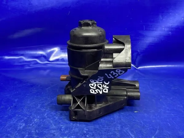 Oljefilterhus bas OEM 03N115389B VW Passat B8 image 3