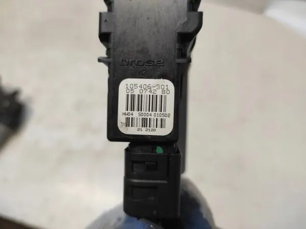 VW PASSAT B5 Lift 00- linkes hinteres Fensterheber OEM image 4