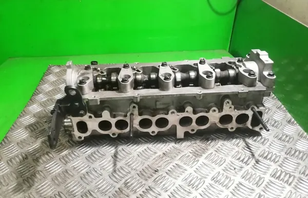 KIA Sportage 2008 Engine Head image 4