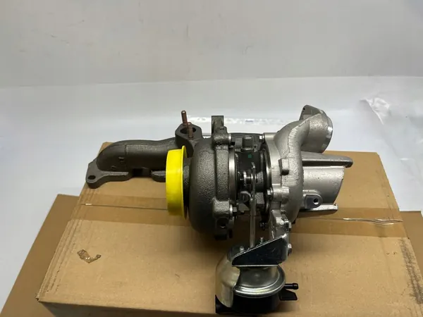 Audi A3 Q2 2.0TDI CRV Turbo OEM 04L253010K image 3