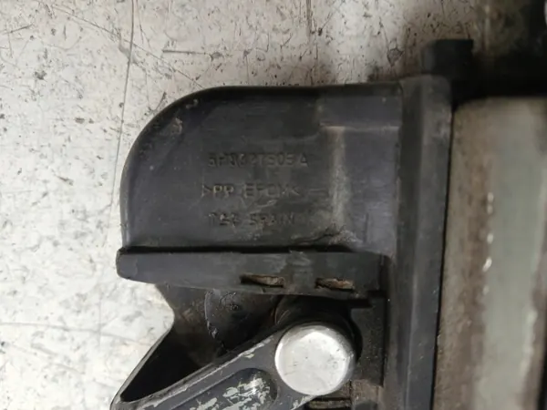 Serrure de coffre SEAT Altea I OEM 5P8827505A - Occasion image 3