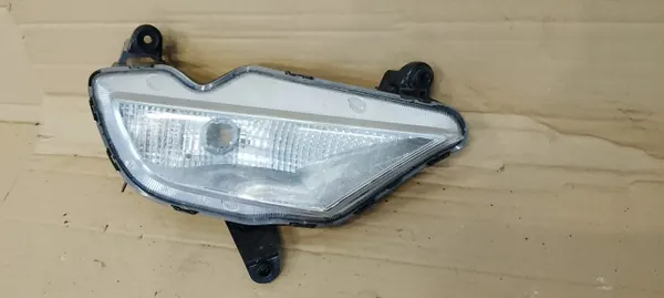 Farol Halogéneo Esquerdo OEM 92201-C8100 para Hyundai i20 image 5