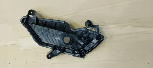 Farol Halogéneo Esquerdo OEM 92201-C8100 para Hyundai i20 image 7