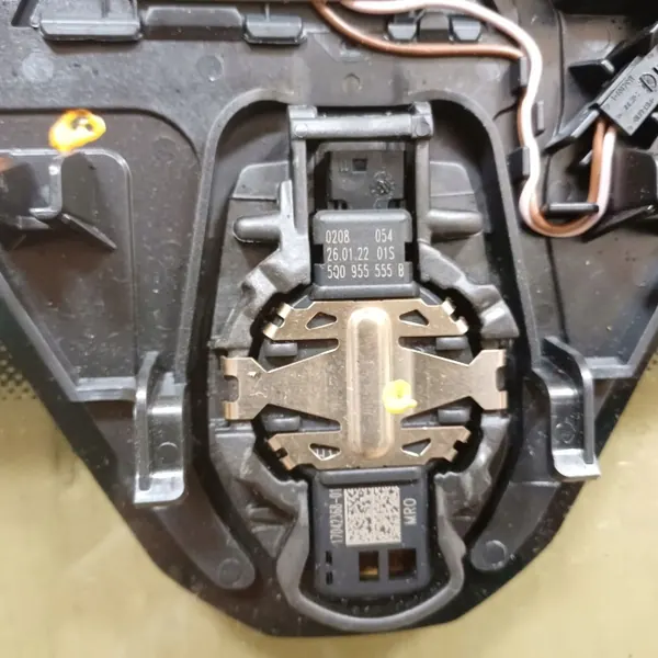 OEM 11A845011AJ Etutuuletin VW ID.5/ID.4:lle image 6