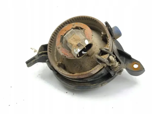 Toyota Corolla Verso AR10 2007 Farol de nevoeiro esquerdo image 4