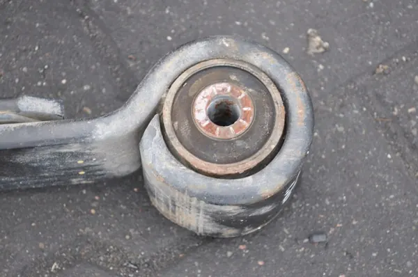 Peças suspensão Ford Ranger VI OEM MB3C-5560-ME2K image 3