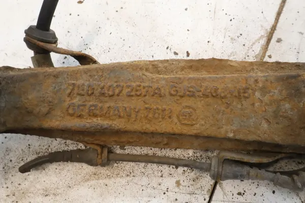 AUDI Q7 4L 2005- 3.0 TDI Mozzo anteriore sinistro 7L0407257A image 6