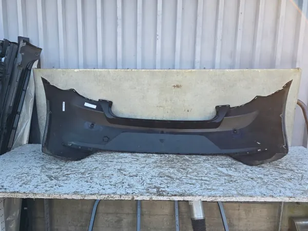 Para-choques traseiro SEAT OEM 6F0807417 F4 Ibiza V image 7