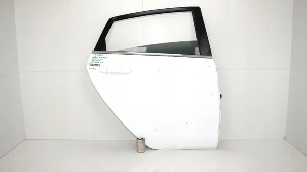 Puerta trasera derecha OEM 375484415 Ford Fiesta MK7 12-17 image 2