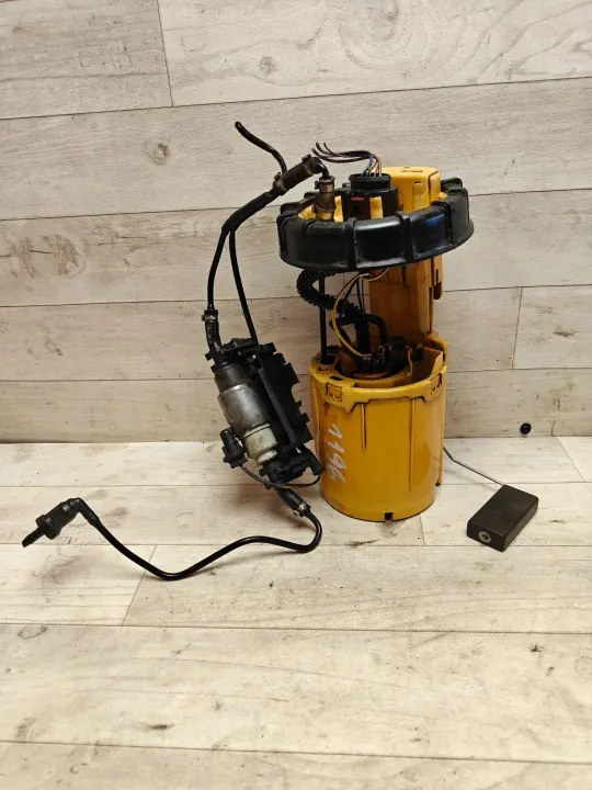 Polttoainepumppu OEM 1T0919050A VW Touran 1.9L Diesel image 3